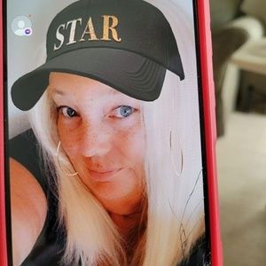 Meet your Posher, Elsie